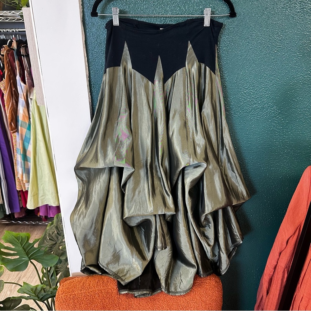 Vintage Magdalena California USA green satin skirt - Picture 3 of 8